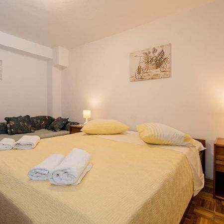 Apartments Mate Barbat na Rabu Zewnętrze zdjęcie