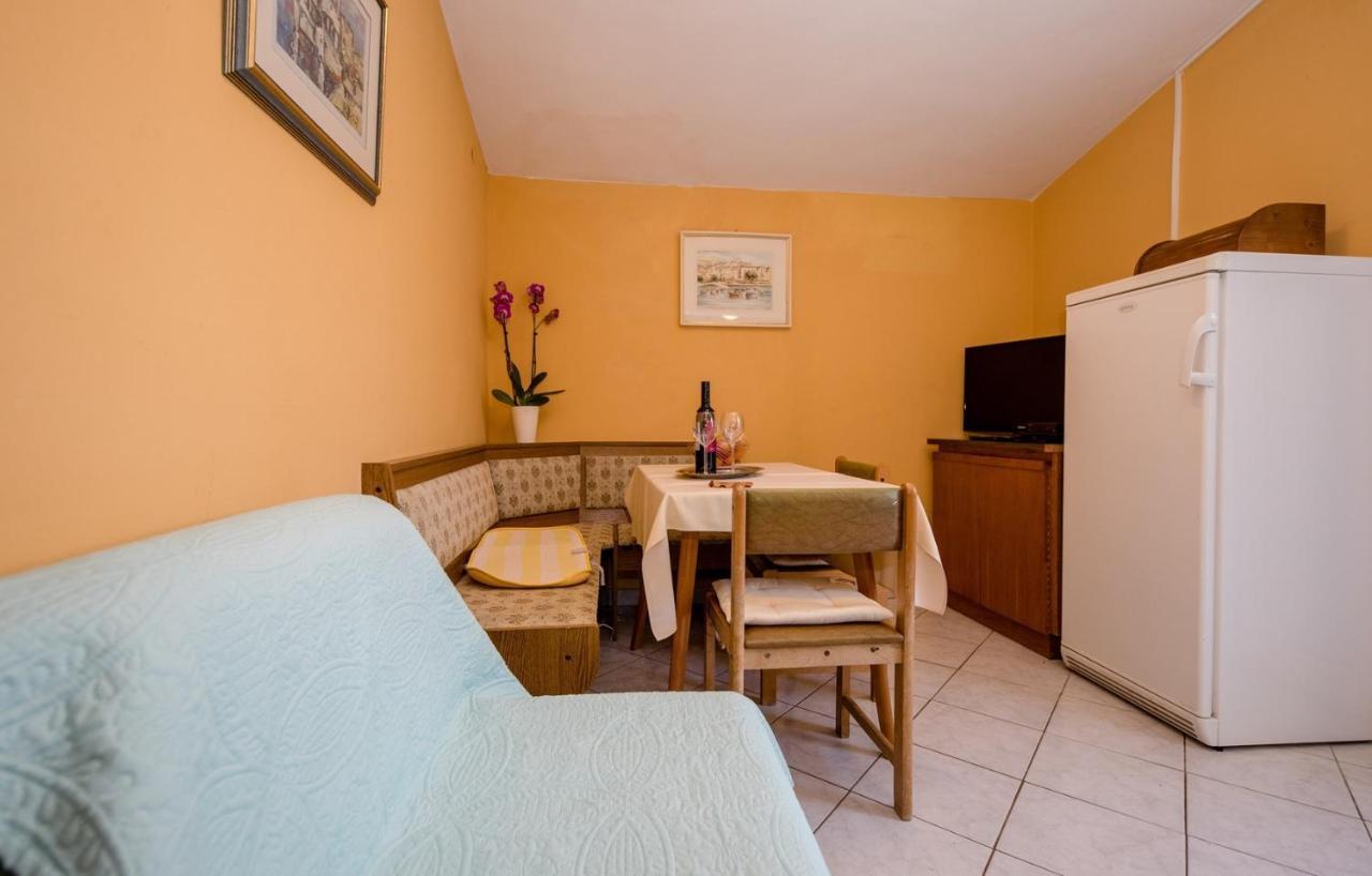 Apartments Mate Barbat na Rabu Zewnętrze zdjęcie